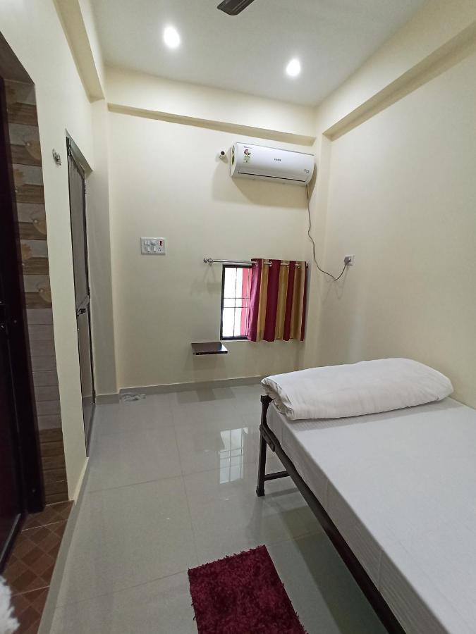 Saraswati Palace Varanasi Eksteriør billede