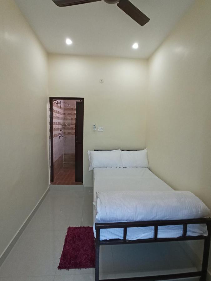 Saraswati Palace Varanasi Eksteriør billede
