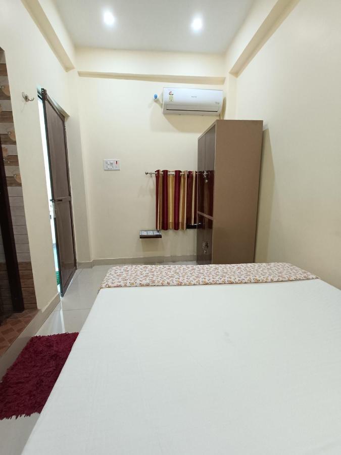 Saraswati Palace Varanasi Eksteriør billede